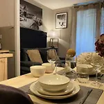 Rocky Sud Apartament *