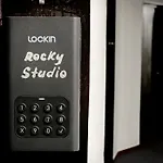 Rocky Sud Apartament *